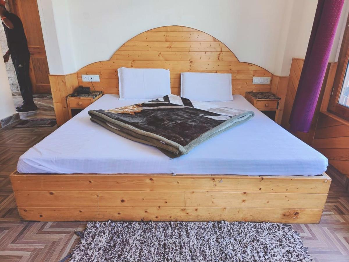 Hotel Hadimba Regency ! Free 4 Wheeler Parking ! Mountain View Rooms ! Near Mall Road Manali Luaran gambar